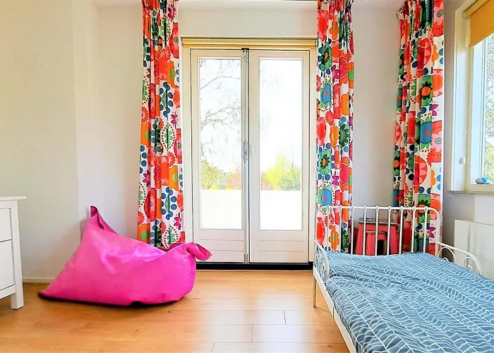 Accommodatie bij particulieren Met De Enorme Boom Bennebroek